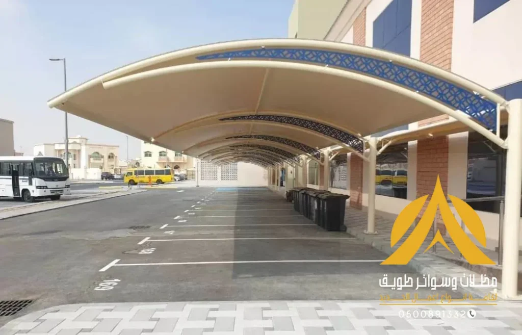: مظلات مواقف سيارات حديد